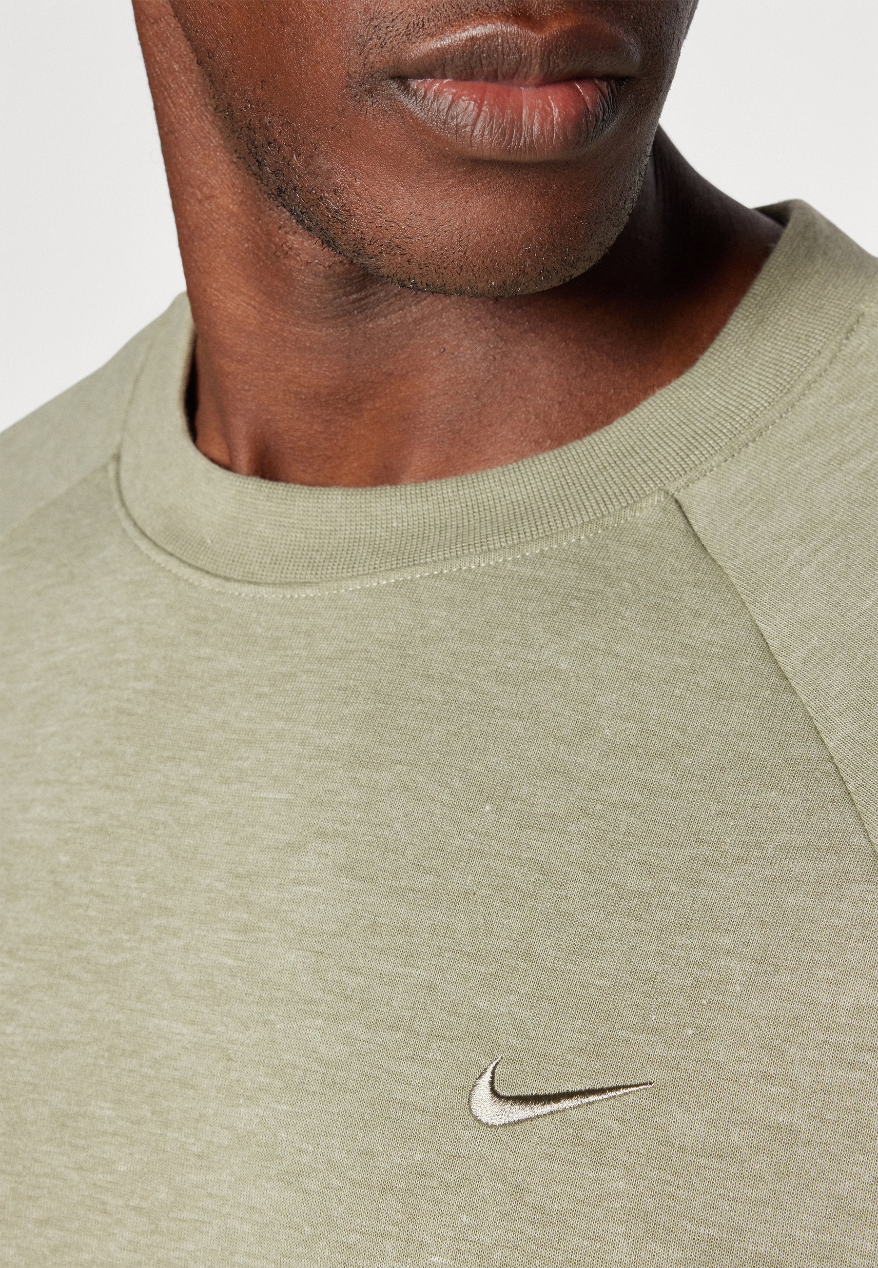 Nike Performance PRIMARY CREW