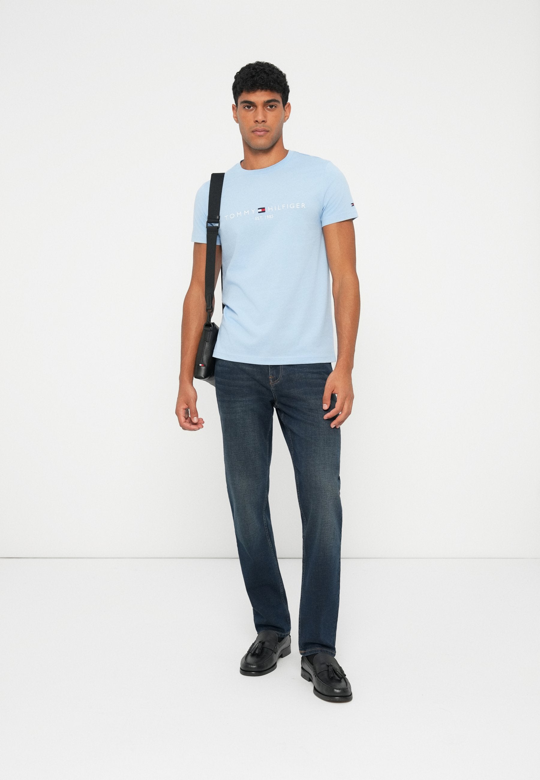 DENTON STRAIGHT LEG JEANS Media 2