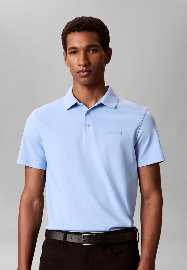 Calvin Klein SLIM SUPIMA LOGO PATCH  - Polo shirt - placid blue