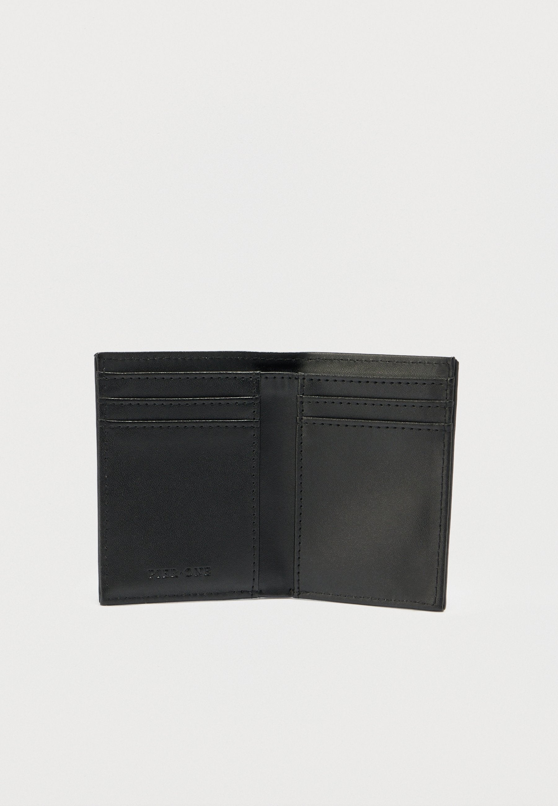 Pier One UNISEX