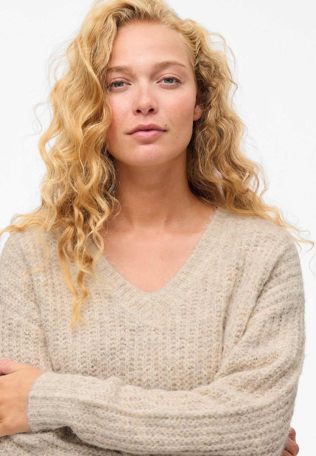 VILA VILAMPE V-NECK L/S KNIT TOP-NOOS