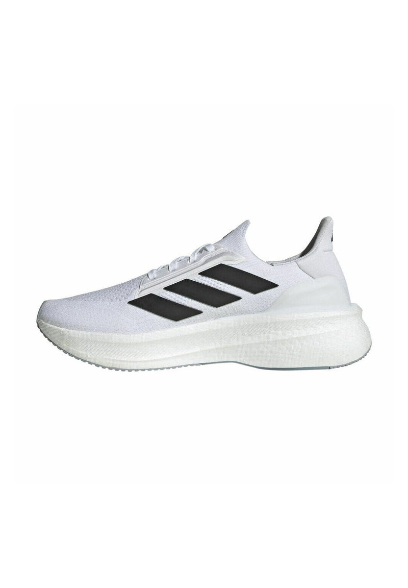 ULTRABOOST 5X Media 1