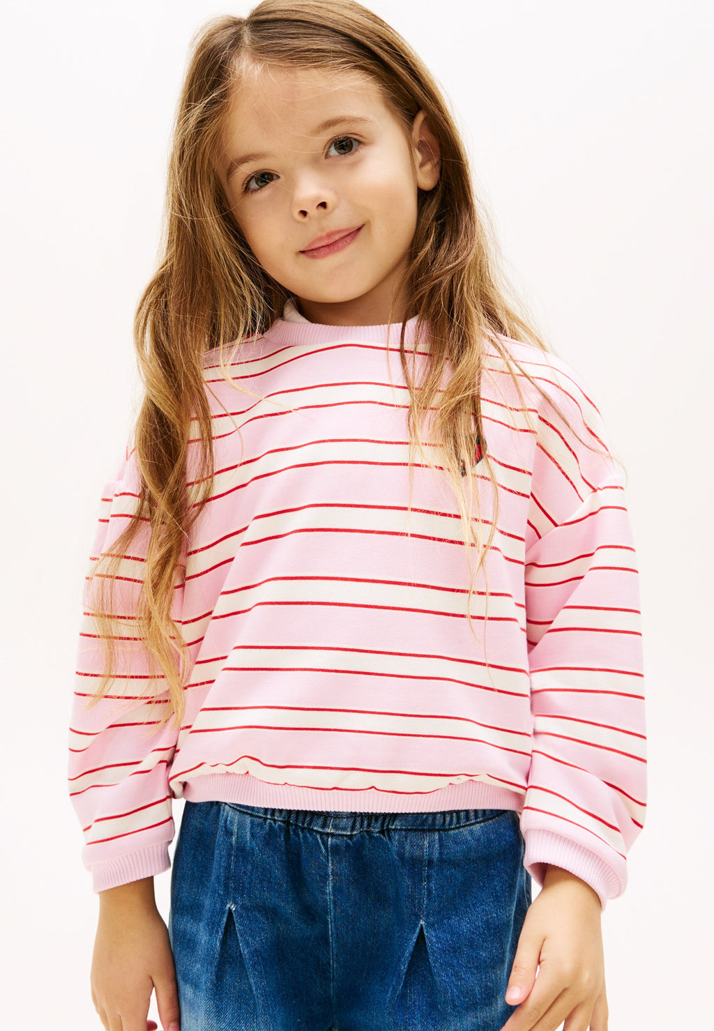 SMILEY HEART FLAG RELAXED SWEATSHIRT Media 3