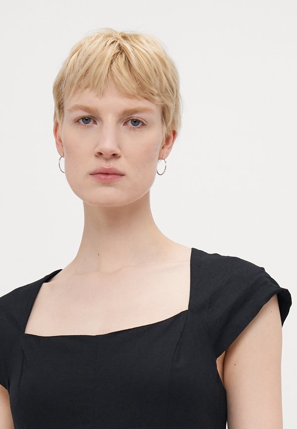 Gap Tall CAP MIDI