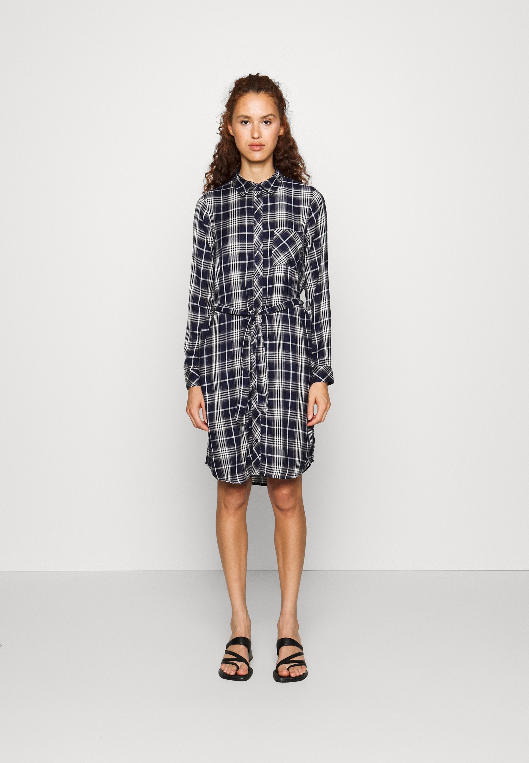 ONLRILEY LIFE DRESS Media 3