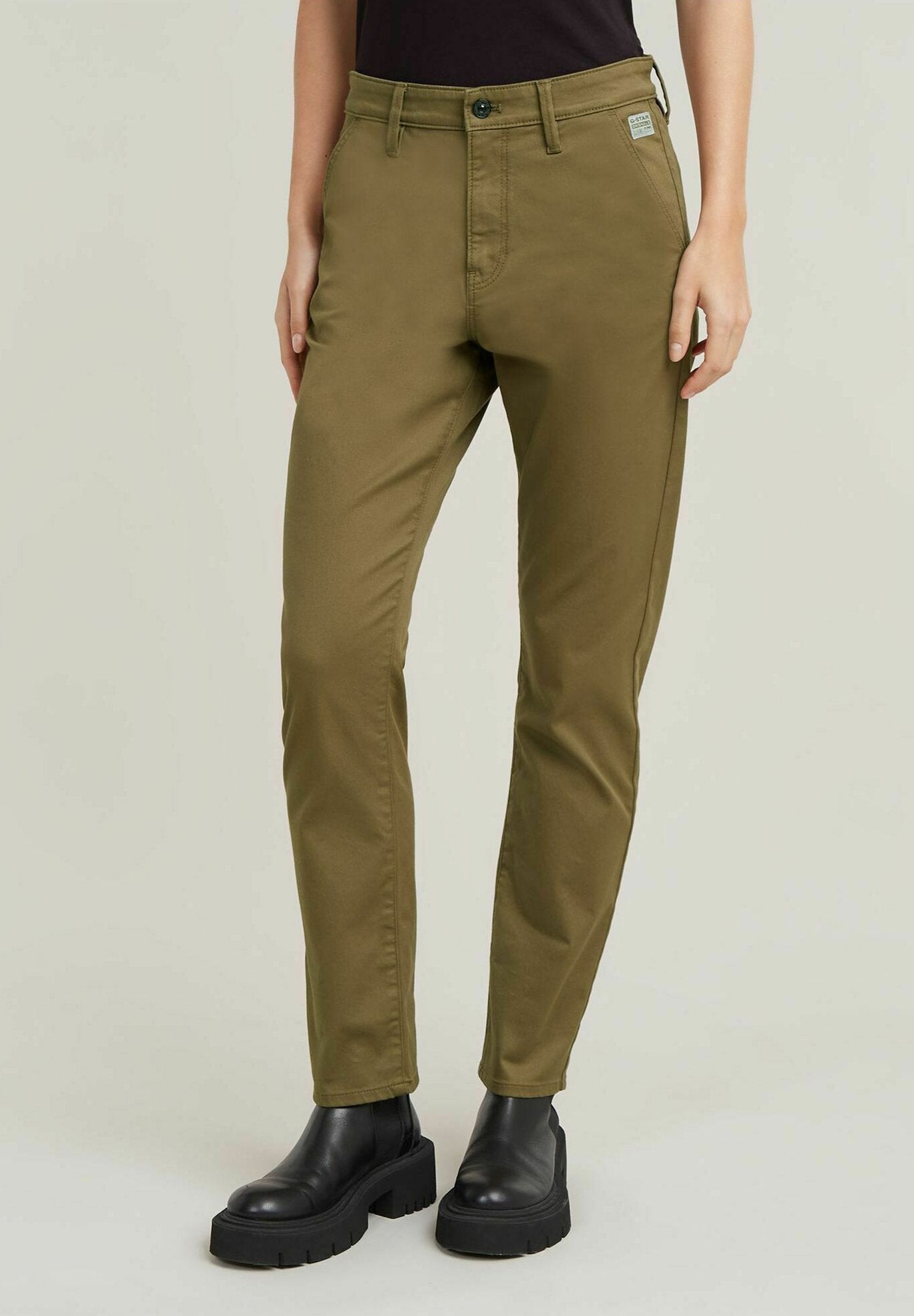 SLIM CHINO Media 3