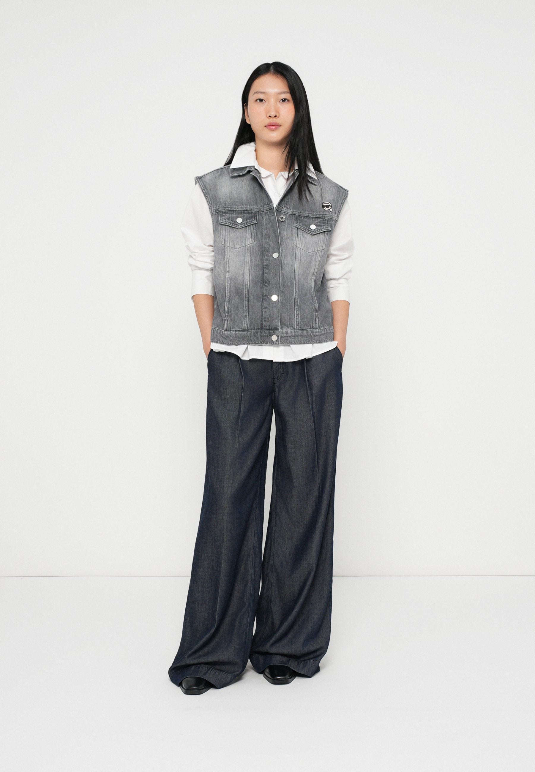 IKON GILET Media 2