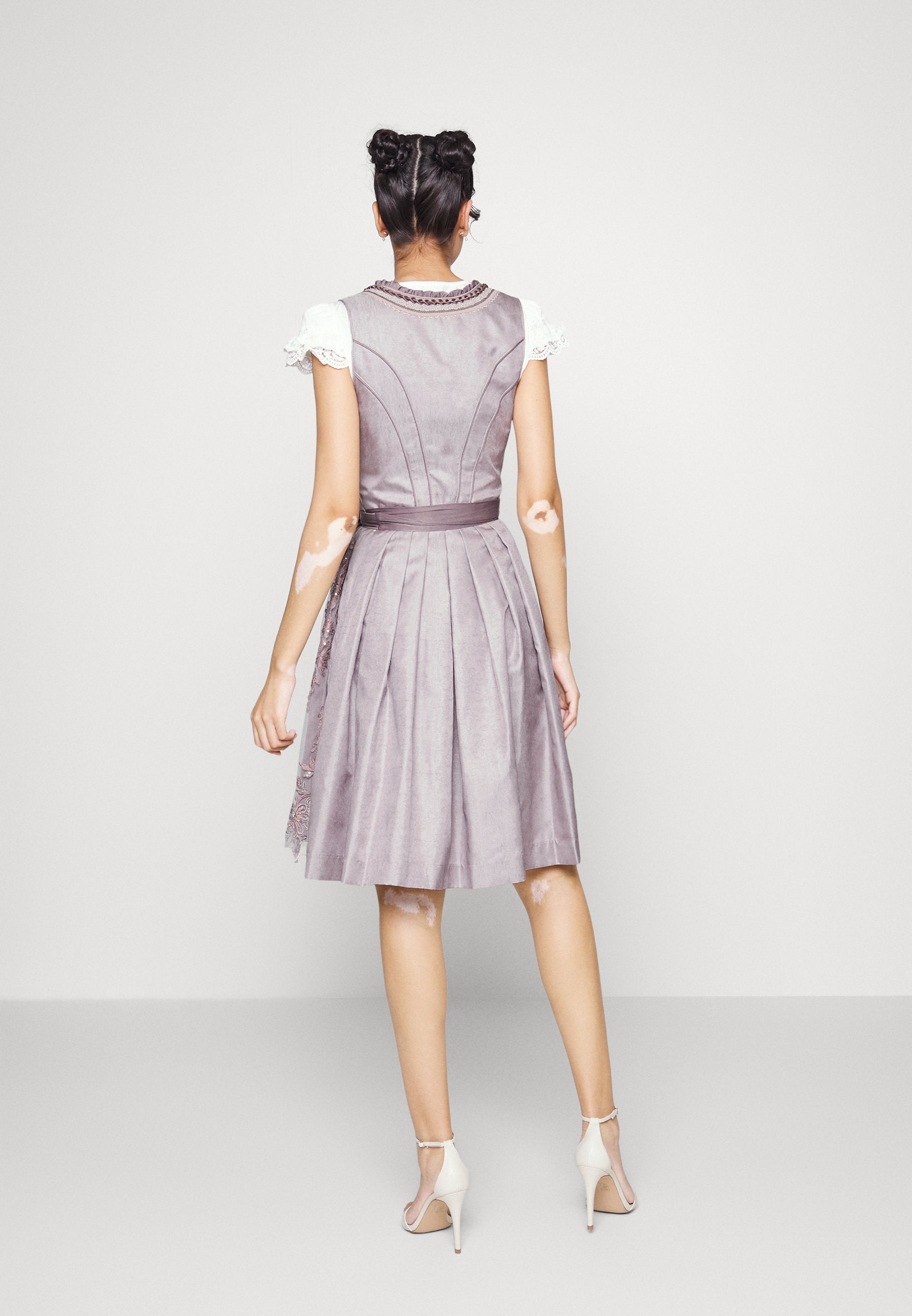Krüger Dirndl