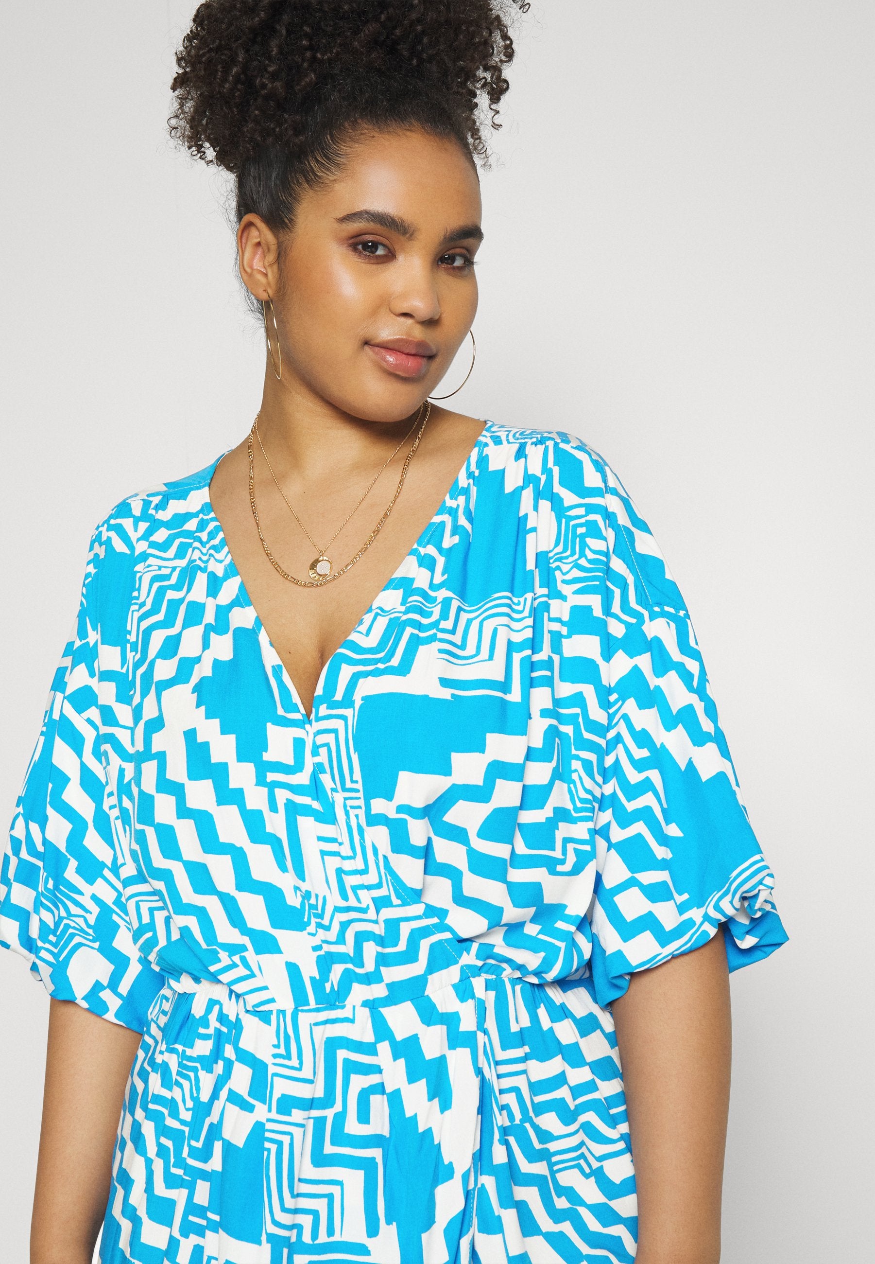 Object Curve OBJEMMA 2/4 SHORT DRESS PLUS SIZE