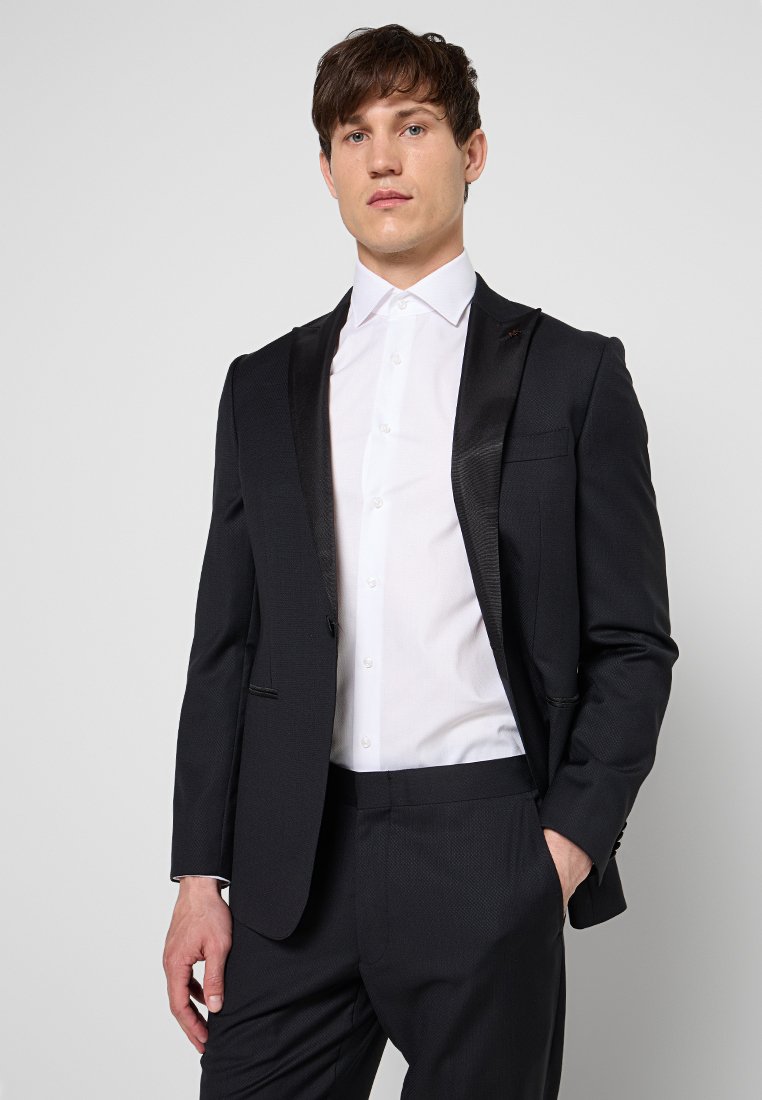 Michael Kors SLIM FIT
