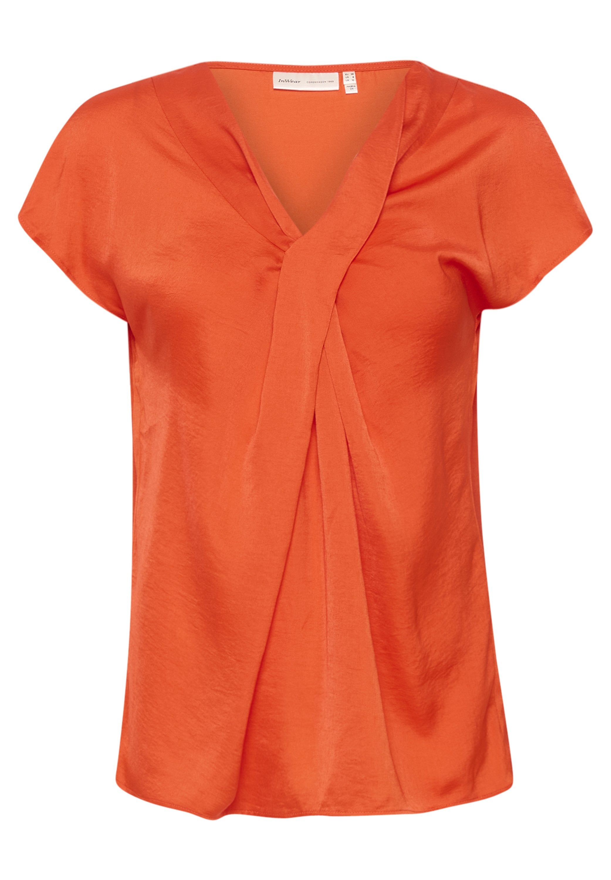 Kurze Ärmel, V-Ausschnitt Oberteil in leuchtendem Orange. Hergestellt aus glattem, leichtem Stoff mit einem verdrehten Vorderteil und einer lässigen Passform.