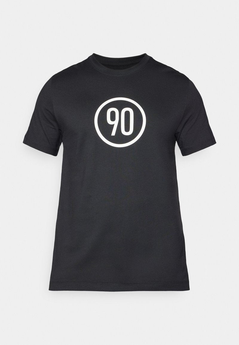 Schwarzes Baumwoll-T-Shirt mit einem weißen kreisförmigen Grafikdesign, in dessen Mitte die Zahl "90" steht. Klassische Rundhalsform, kurze Ärmel.