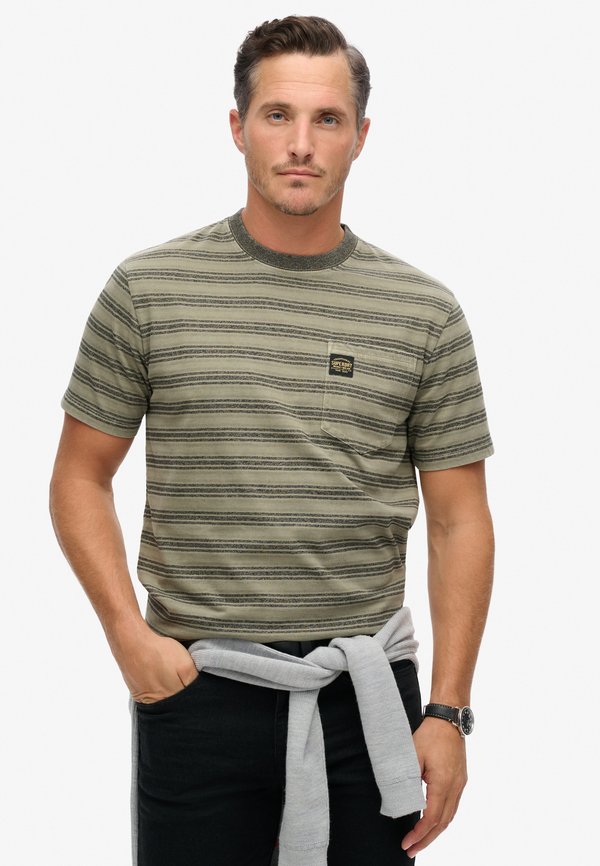 Superdry & Co TEXTURED POCKET  - Print T-shirt - washed olive stripe