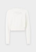 Weißer kurzer Sweater mit langen Ärmeln, ausgestattet mit einer weichen Textur und einem tonalen "Hugo"-Logo auf der Vorderseite. Gerippte Akzente am Saum und an den Bündchen.