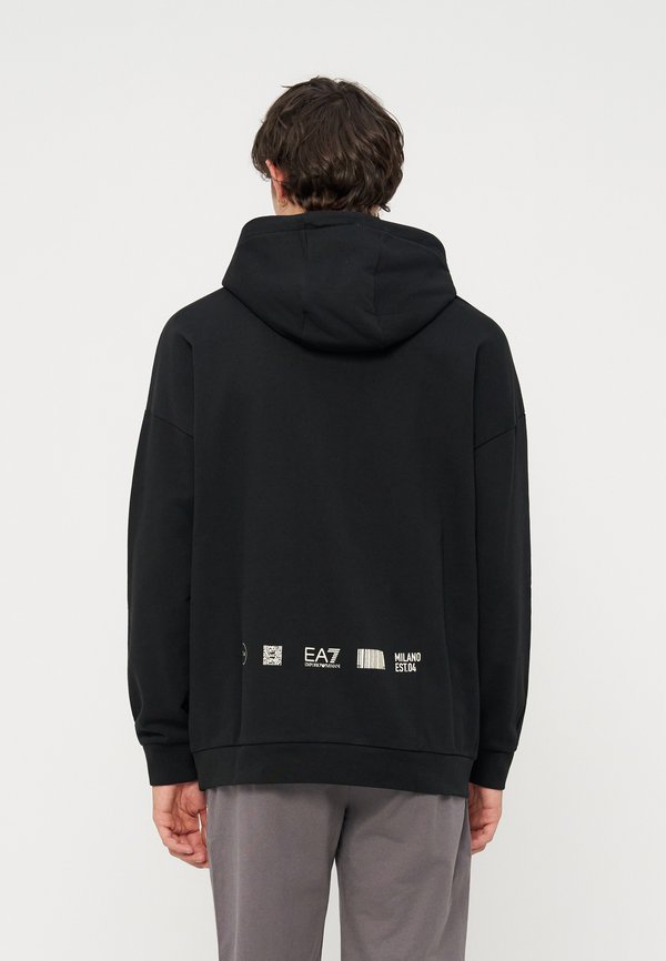 EA7 Emporio Armani