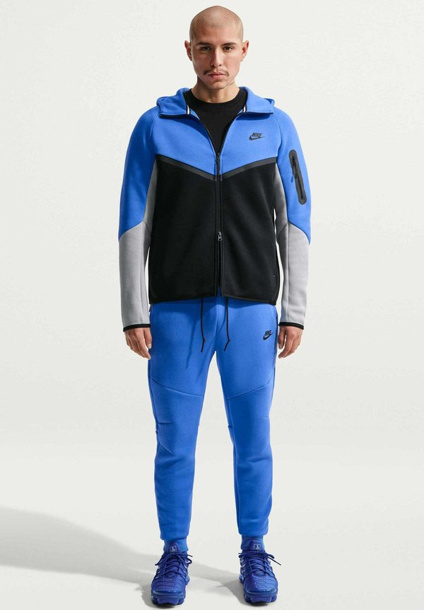 Nike Sportswear M NK TCH FLC FZ WR HOODIE - Zip-up sweatshirt - blue crystal black light smoke grey black