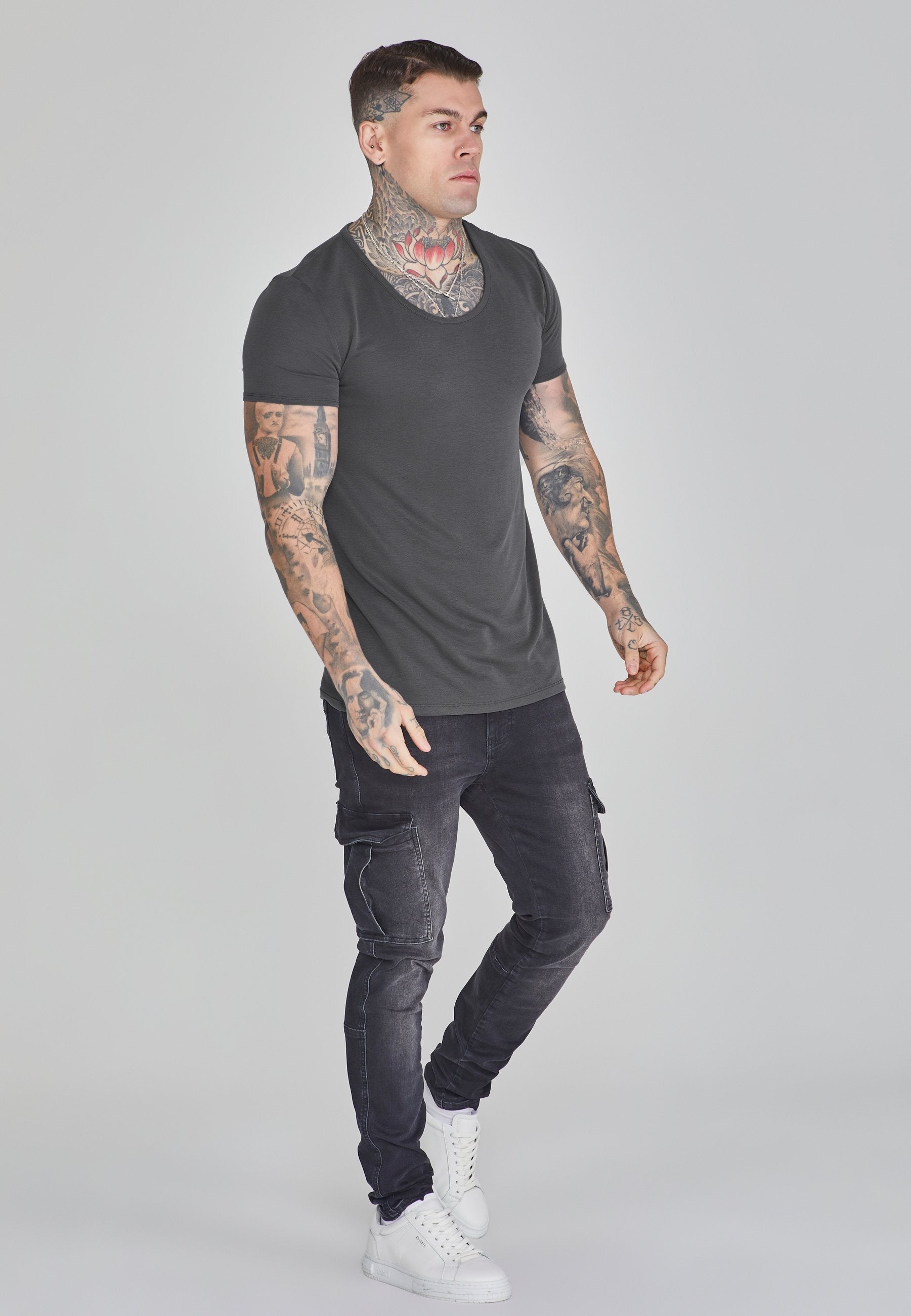 SIKSILK MUSCLE FIT