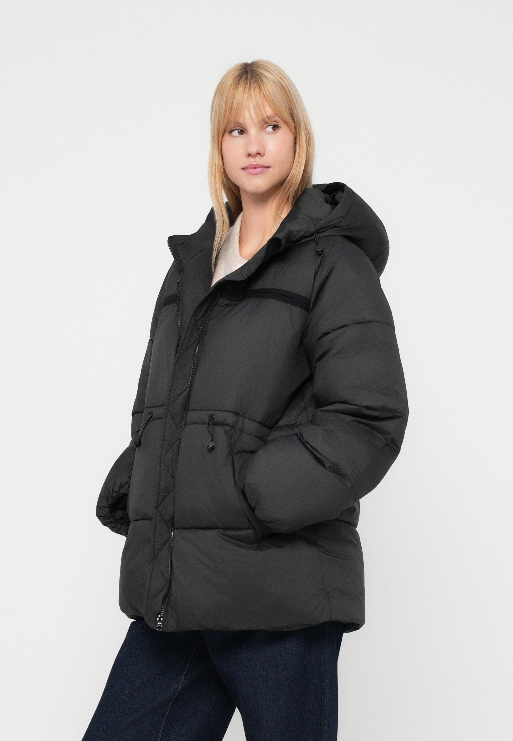 Object Puffer Hooded