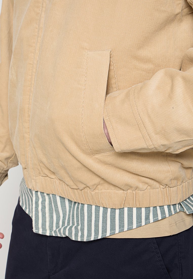 REVERSIBLE IVY  Media 4