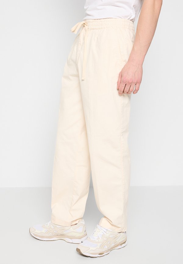 DOCKERS