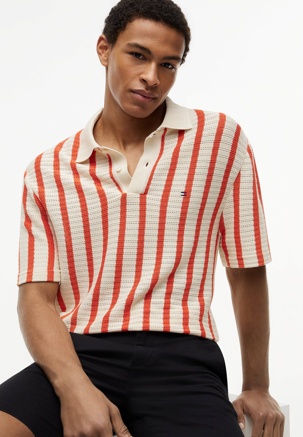 OPEN RELAXED FIT Media 4