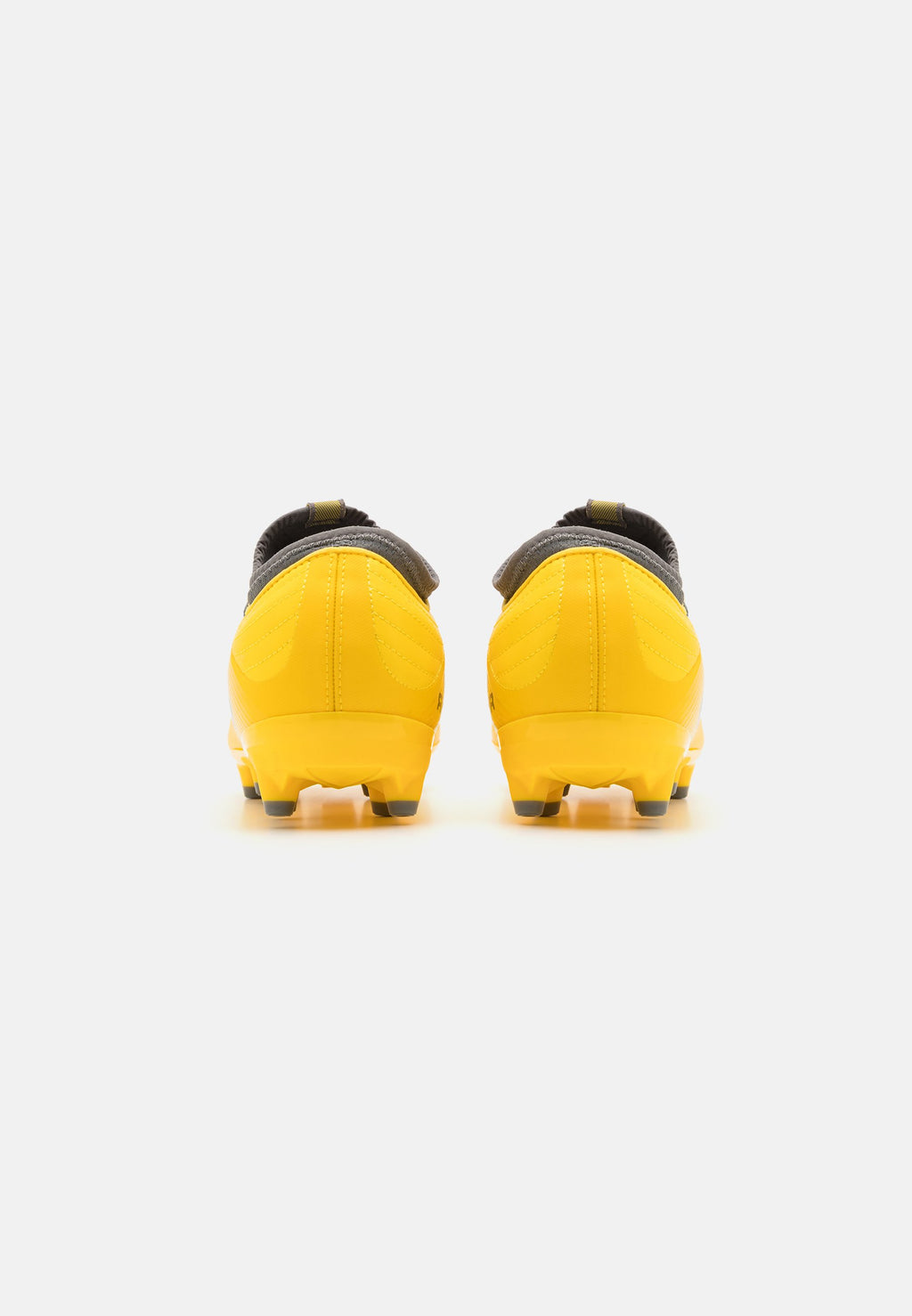 Under Armour MAGNETICO SELECT 4 FG