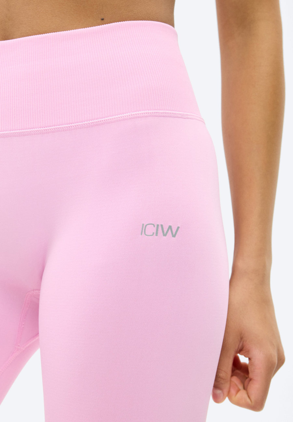 ICANIWILL DEFINE SEAMLESS V SHAPE TIGHT