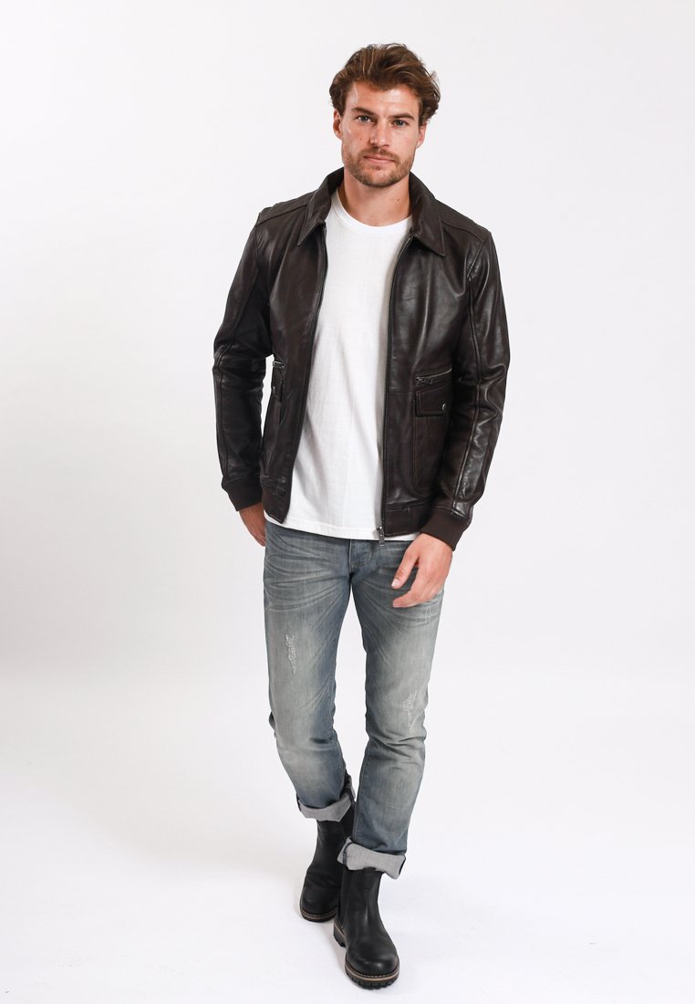 Lee Cooper BERNARD