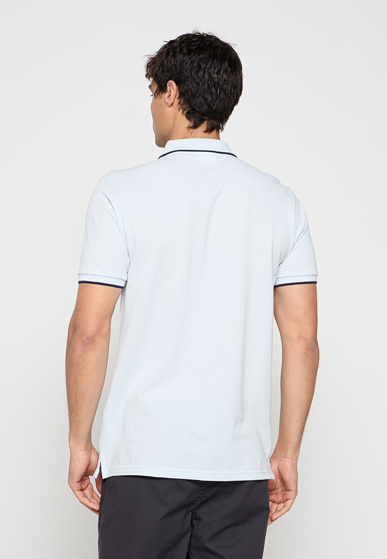 RELAXED FIT Media 2
