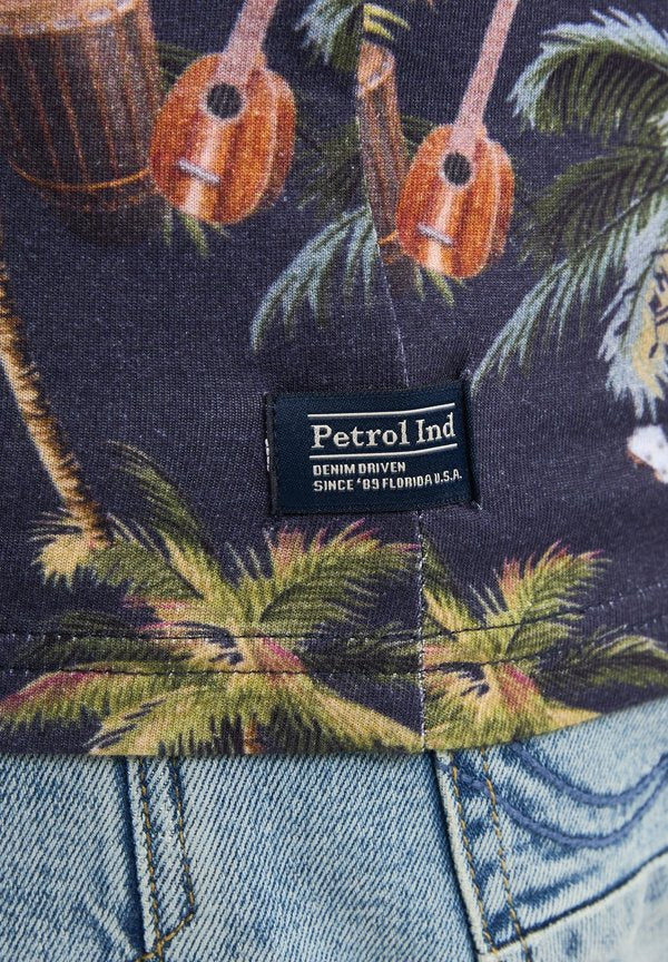 Petrol Industries ALL-OVER PRINT SEASIDEROCK