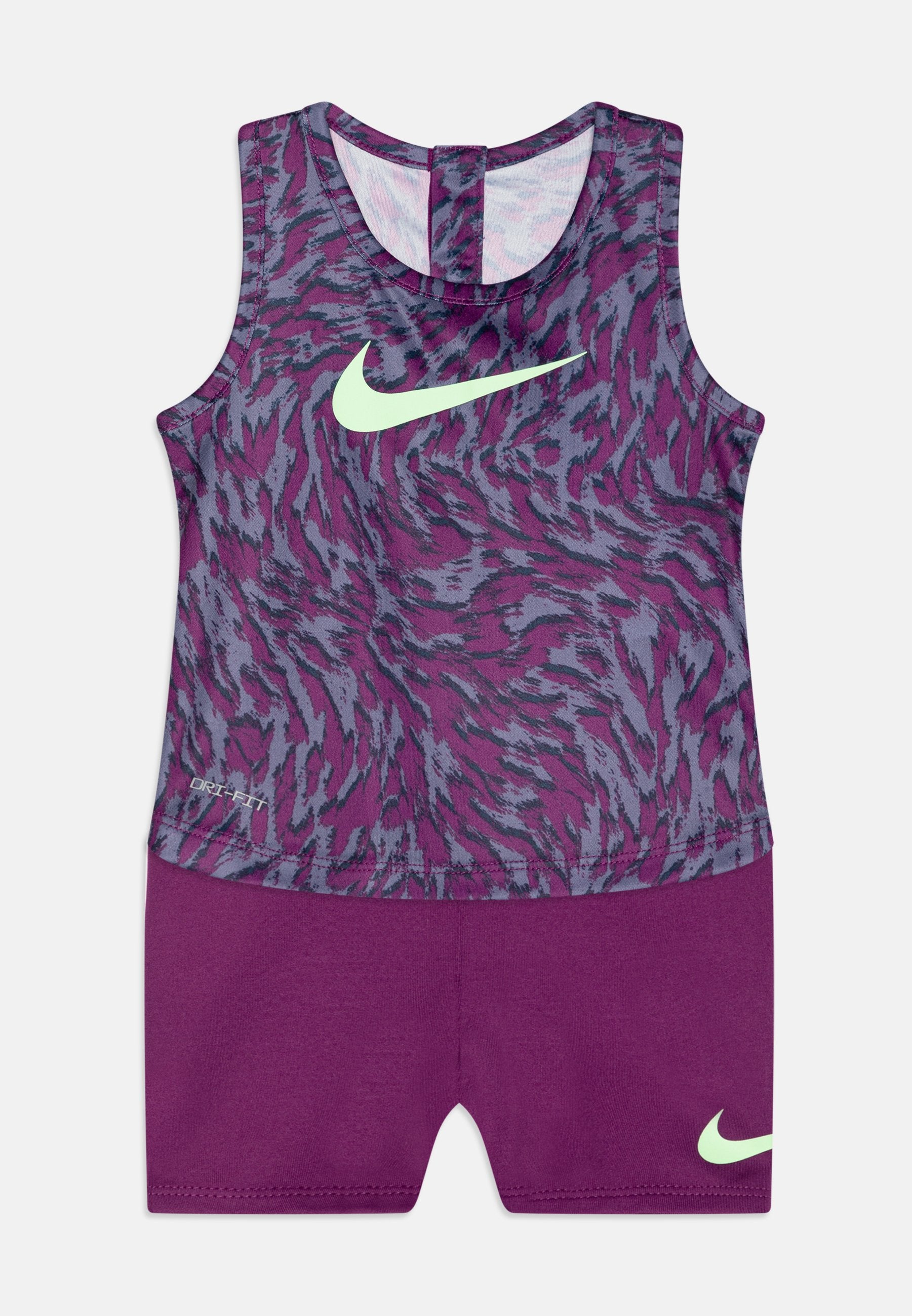 Nike Sportswear VENEER SET