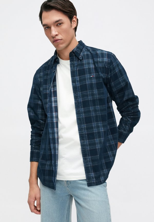 Tommy Jeans REGULAR FIT PRINCE OF WALES CHECK CORDUROY SHIRT