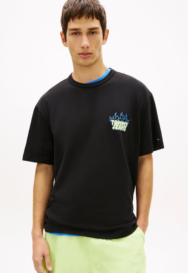 Tommy Jeans BUBBLE LOGO TEXTURED RELAXED T-SHIRT
