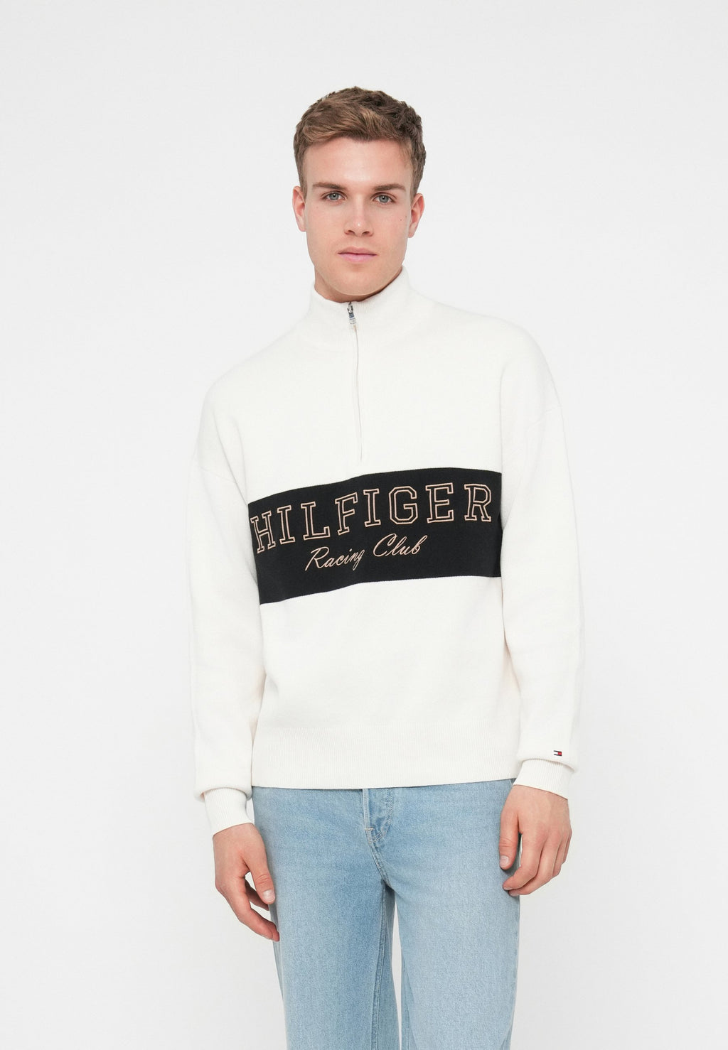 RELAXED QUARTER-ZIP MOCK NECK JUMPER Media 3