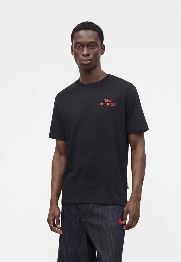 New Balance INTELLIGENT - Print T-shirt - black
