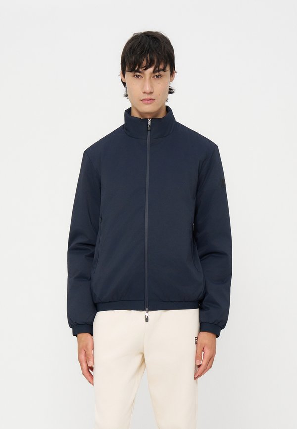 EA7 Emporio Armani