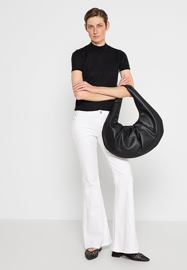 7 for all mankind