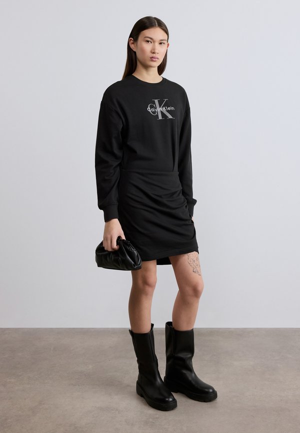 Calvin Klein Jeans MONOLOGO CREW FASHION