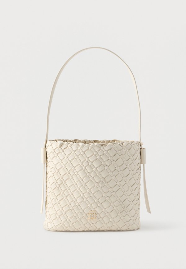 Tommy Hilfiger SHOULDER BAG - Handbag - soft cream