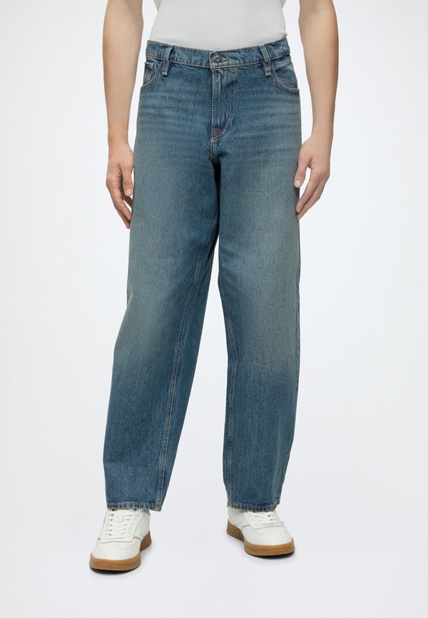 Jack & Jones JJICHRIS JJCOOPER - Relaxed fit jeans - blue denim