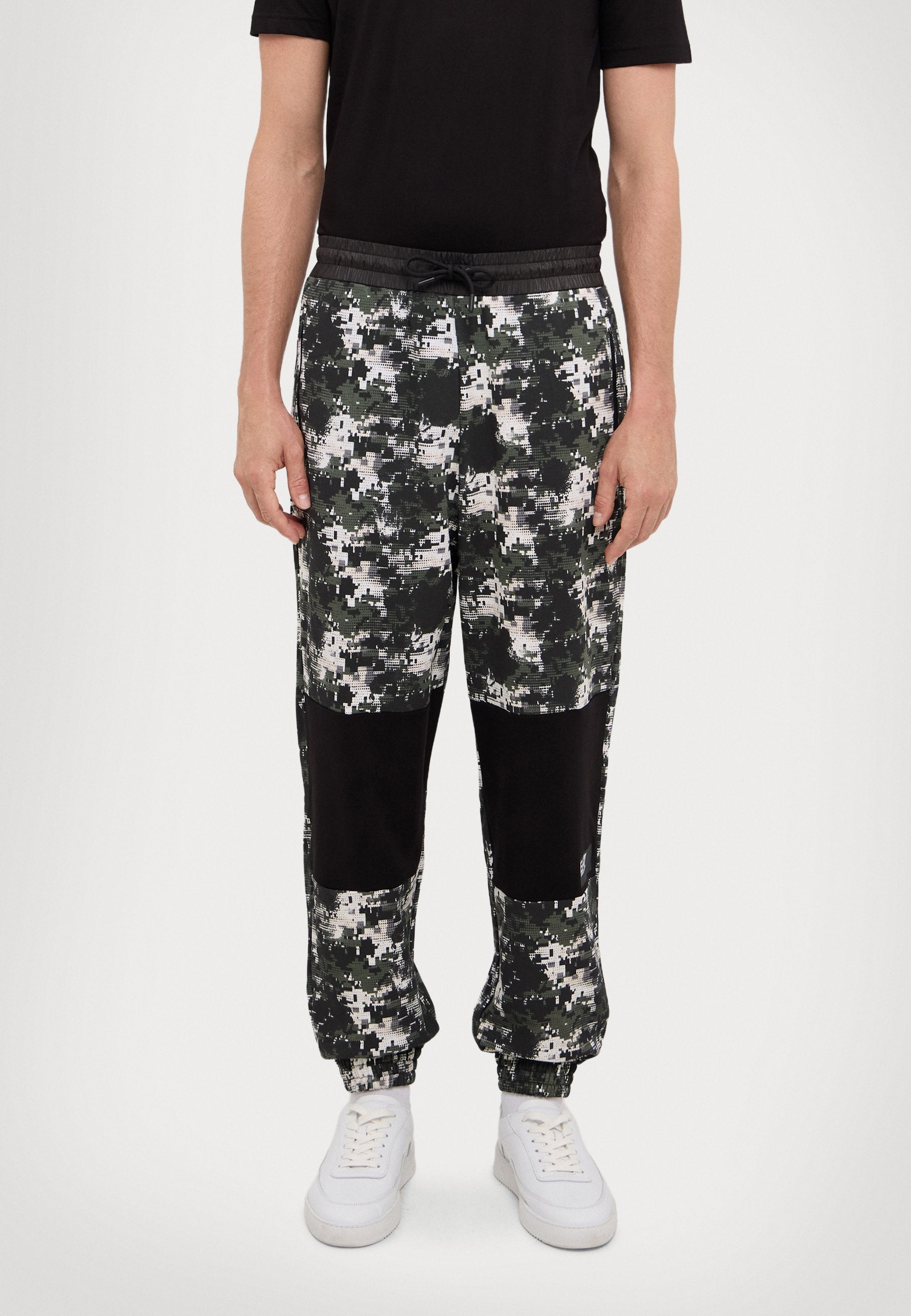 PANTALONI Media 5