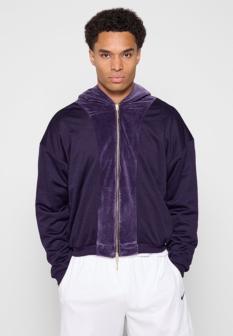 Nike Performance
