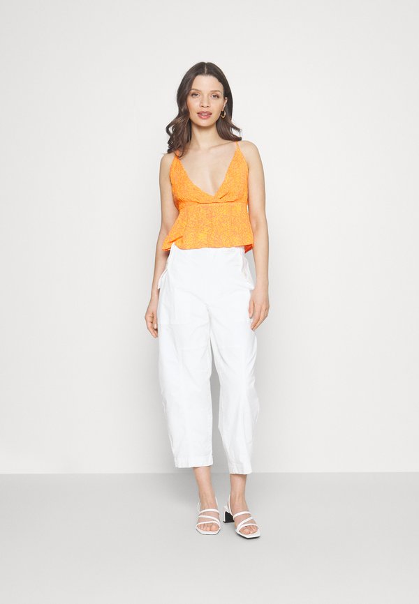 Vero Moda Petite VMMENNY SMOCK SINGLET