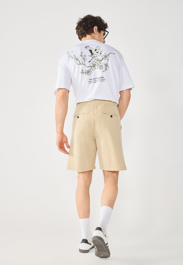 Pier One by Zalando