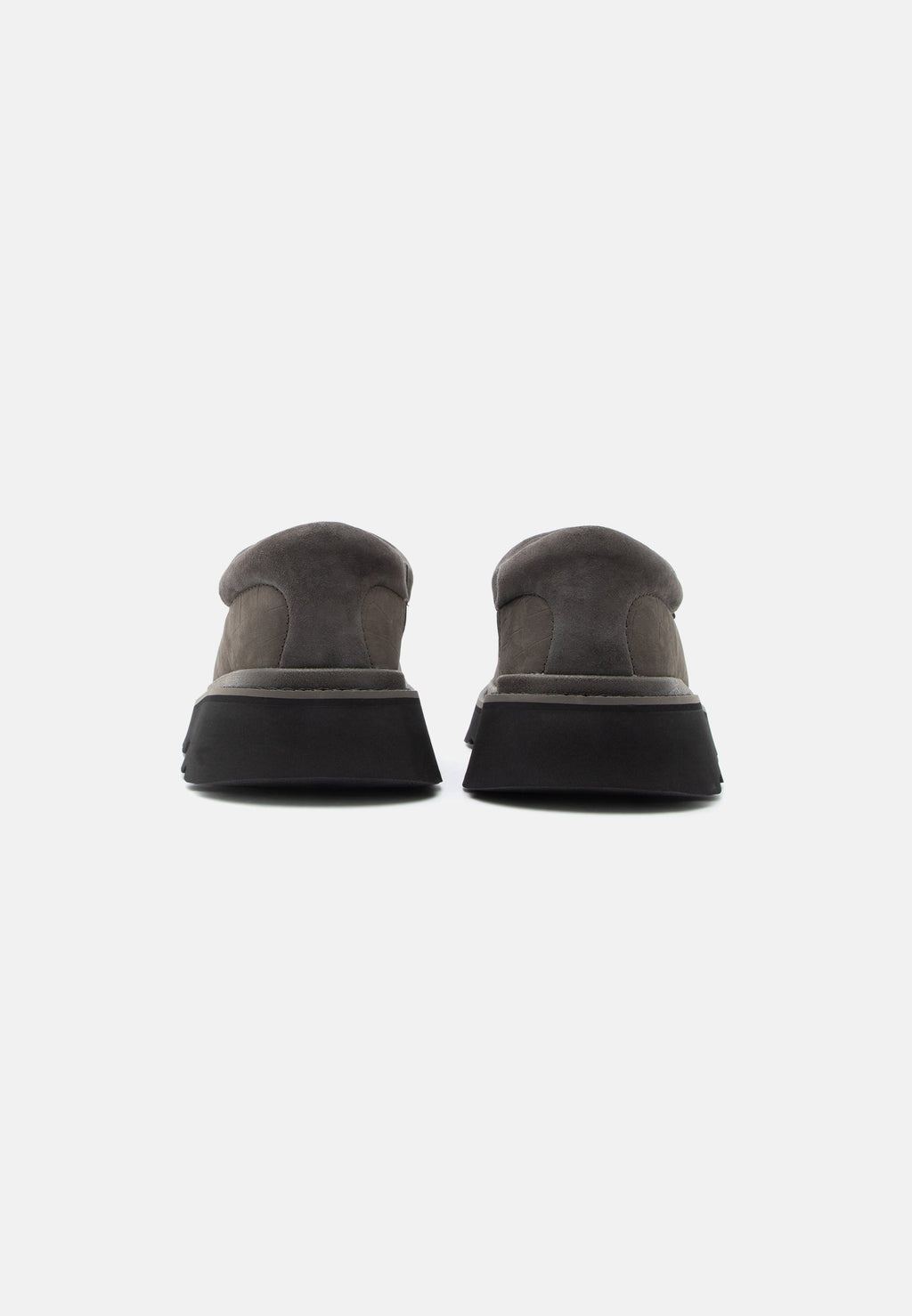 UGG TASMAN LUG EMBOSSED