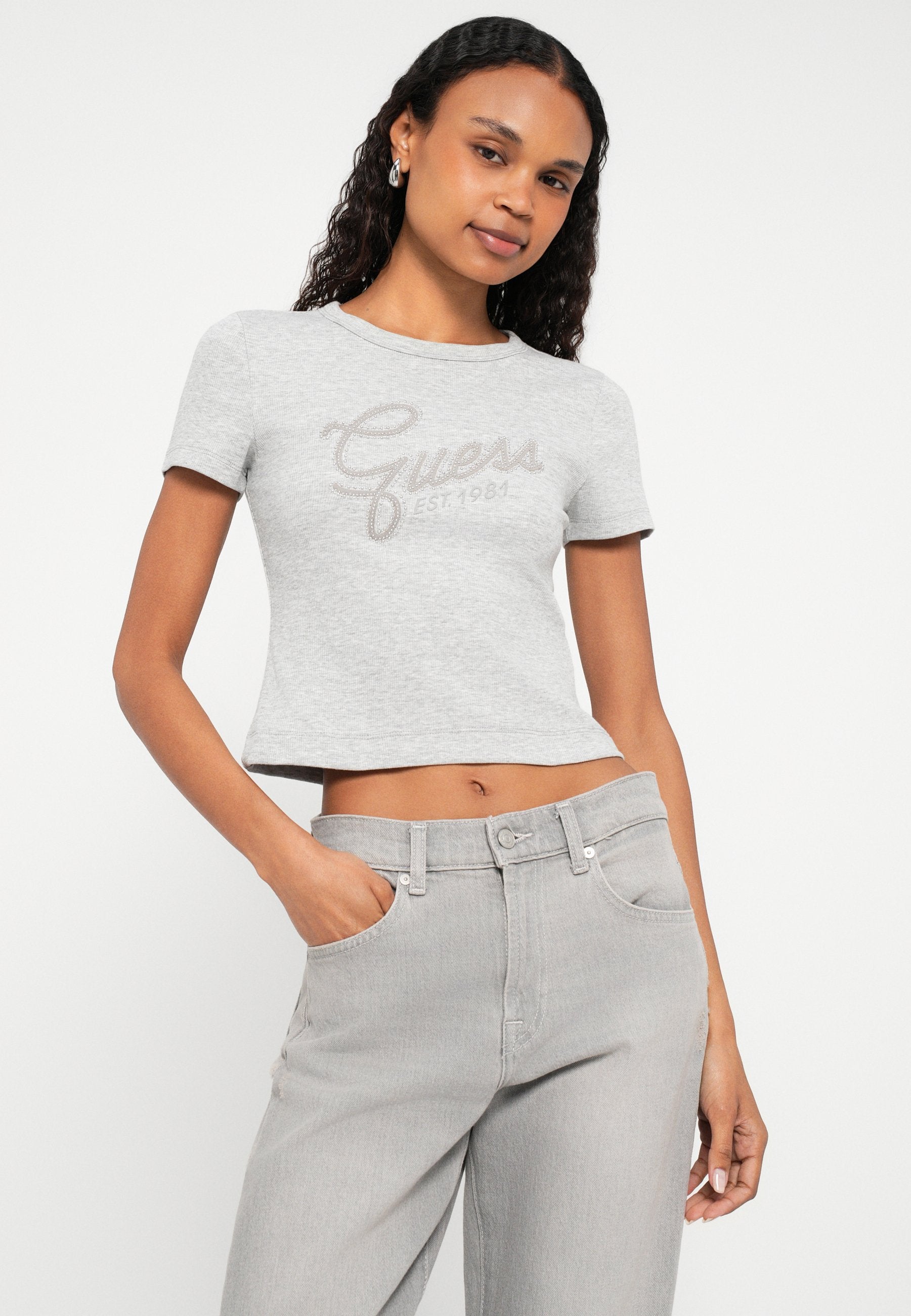 Guess STUDS SCRIPT TEE