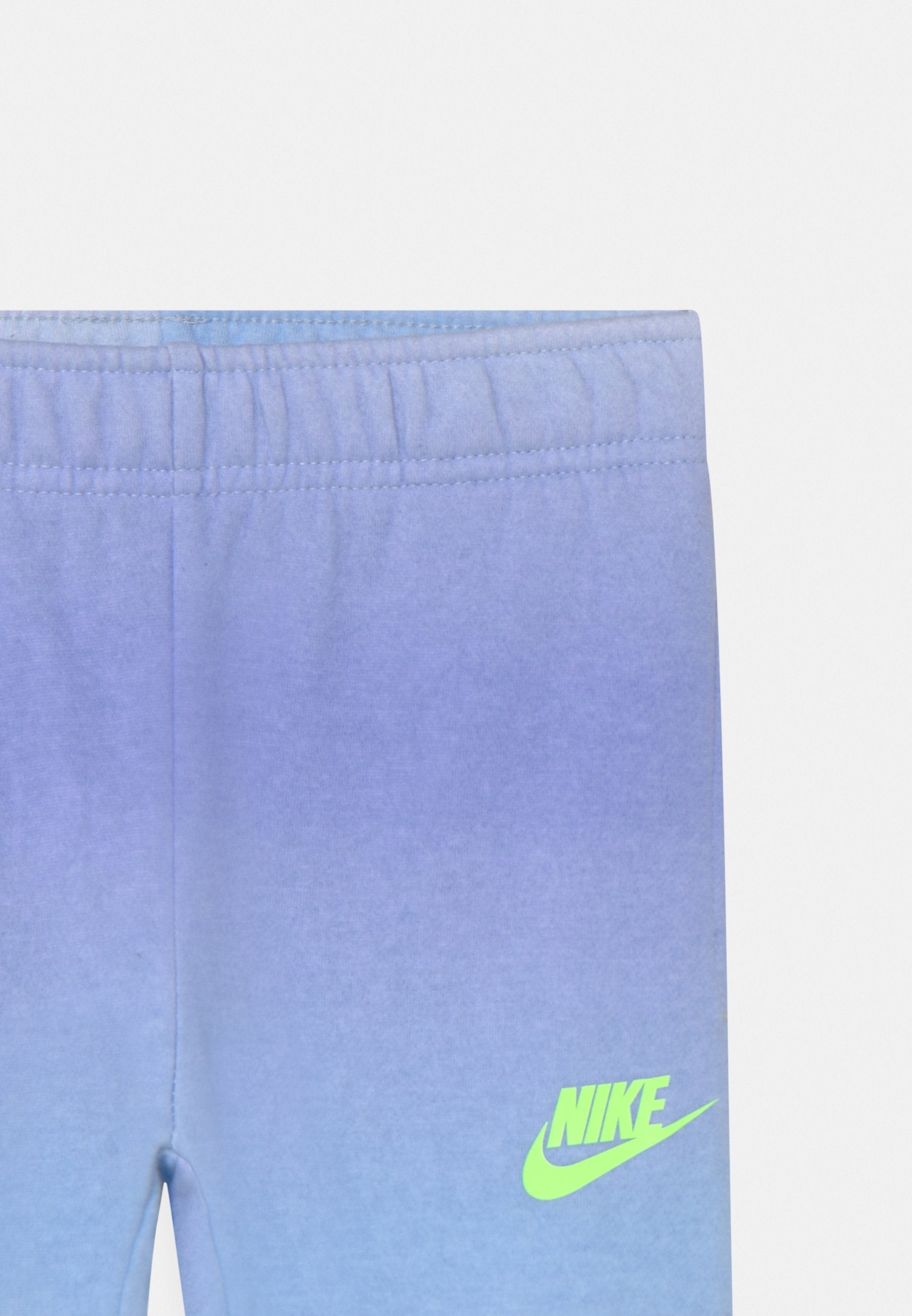Nike Sportswear PRINTED CLUB
