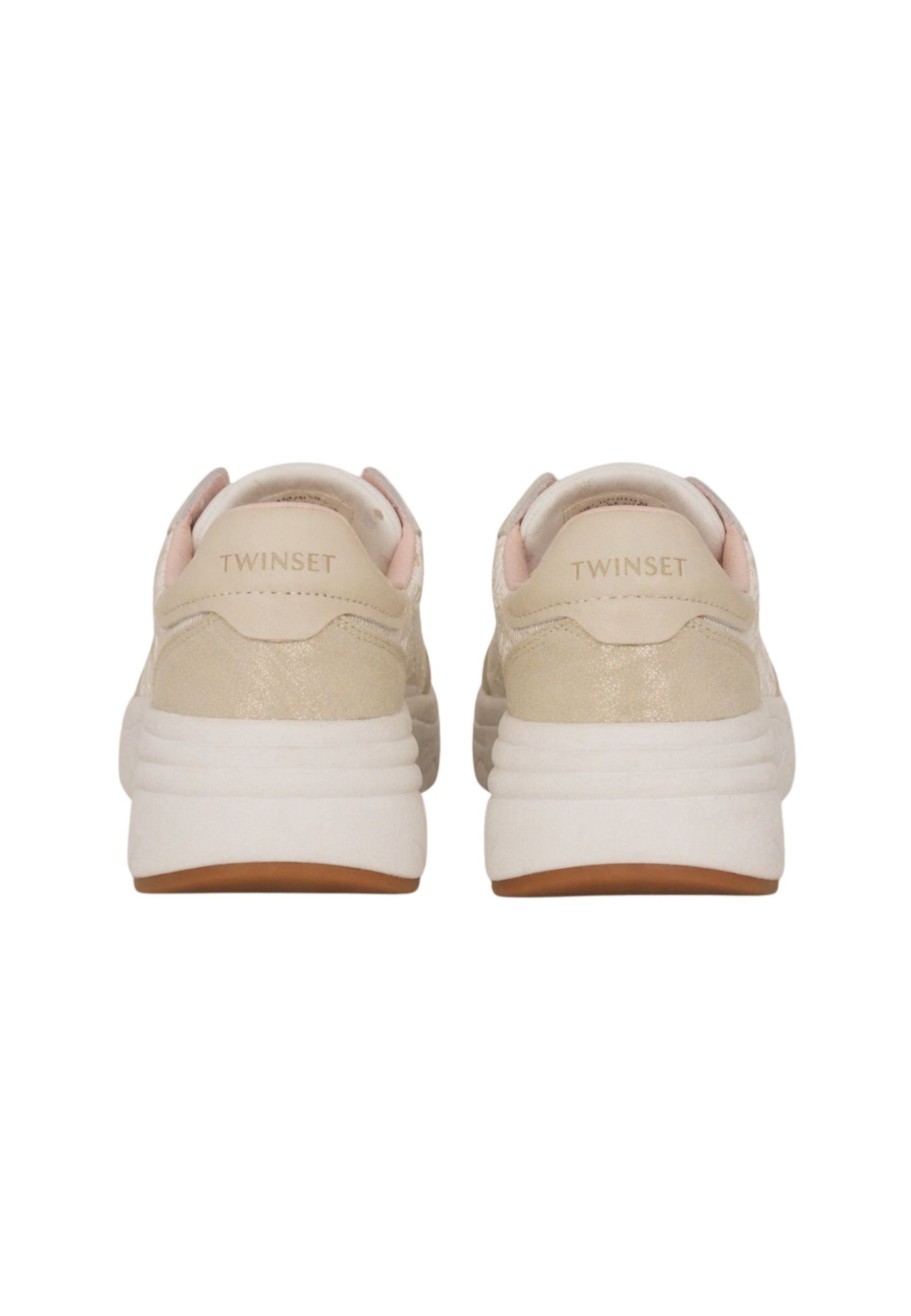 TWINSET