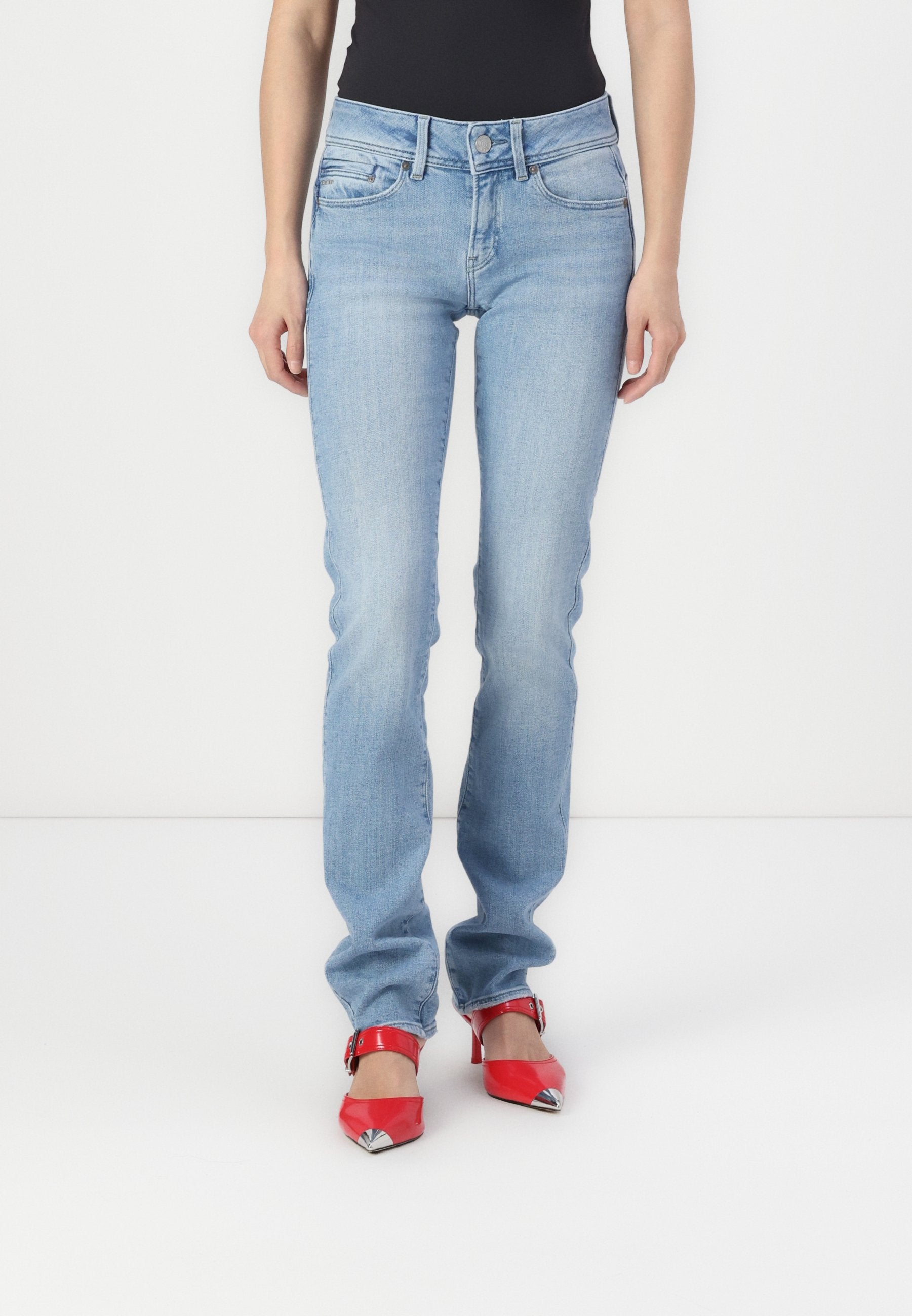 MIDGE SLIM STRAIGHT Media 3
