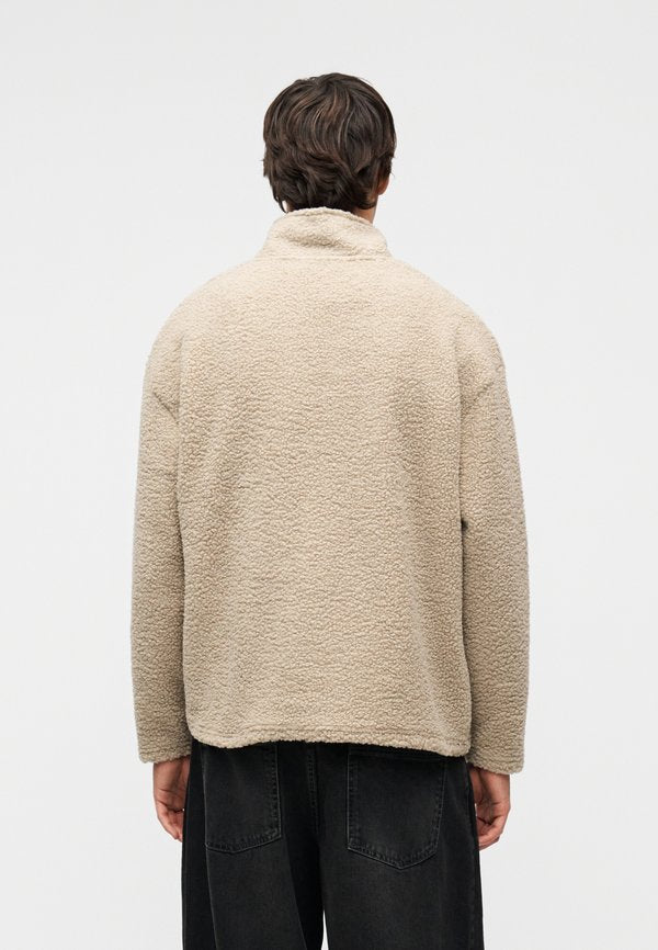 YOURTURN by Zalando UNISEX SHERPA RELAXED FIT QUARTER-ZIP SWEATSHIRT